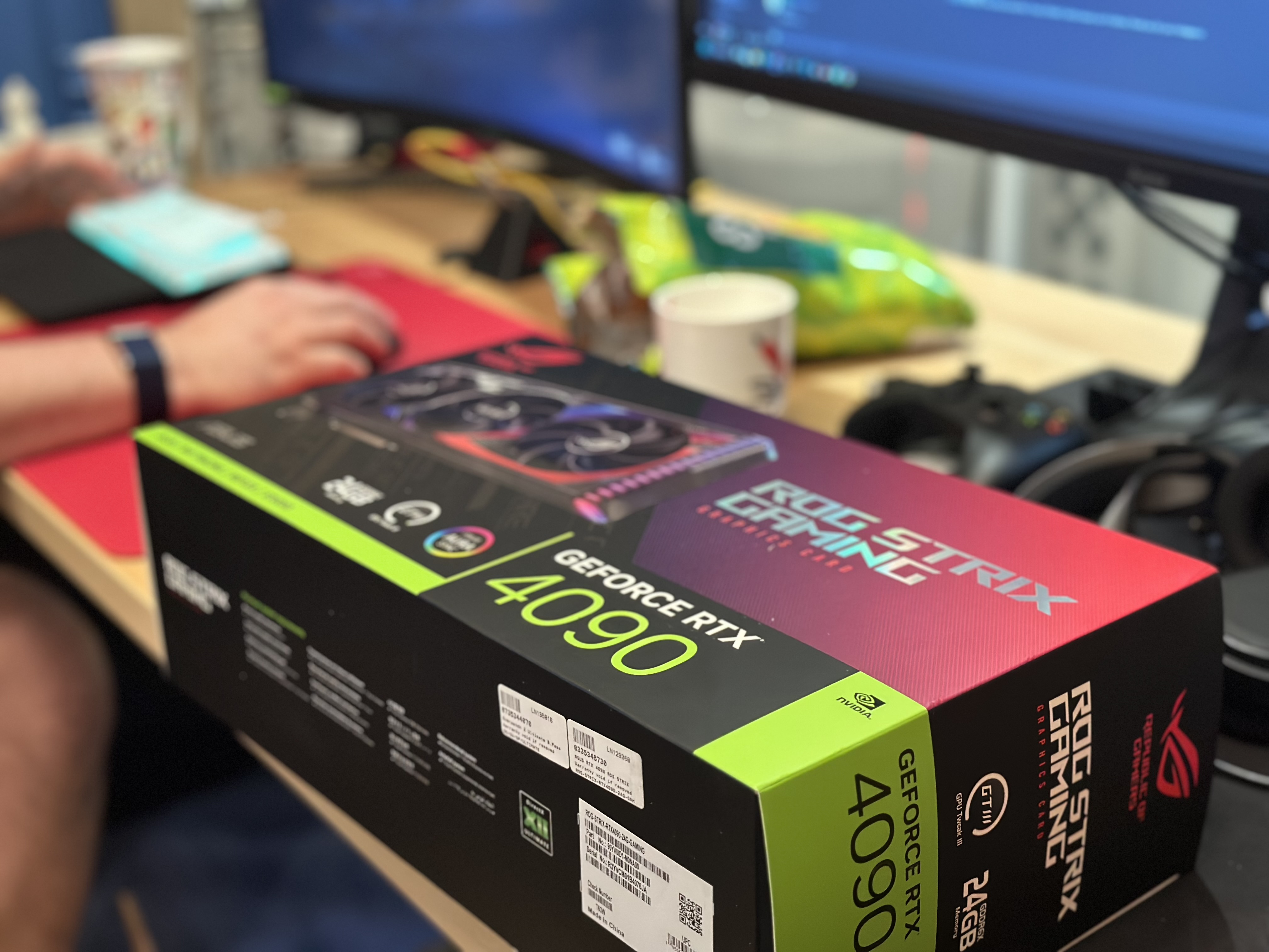 Maxs Amazon Delivery